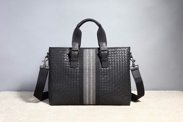 ボッテガヴェネタバッグ着用イメージ